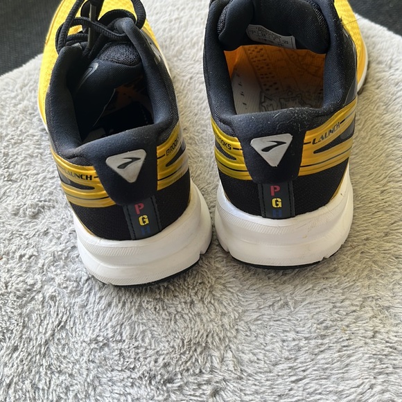 Brooks Launch 4 Sneakers - Picture 5 of 5